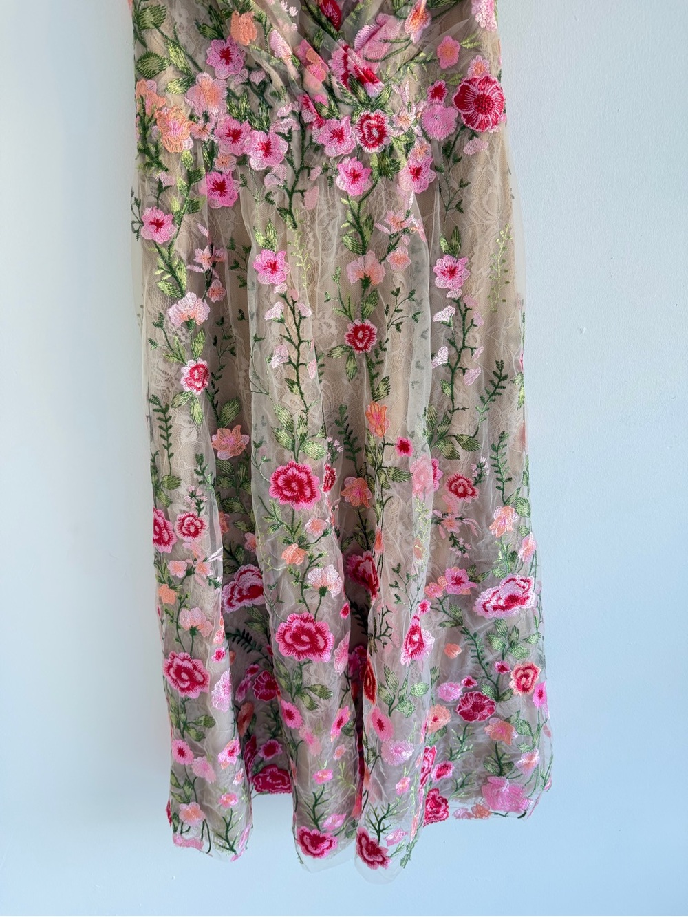 Mac Duggal Beige Floral Embroidered Flutter Sleeve Midi Dress 8 57173 - Picture 10 of 16